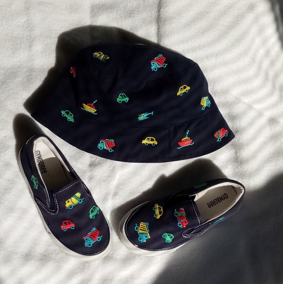 Gymboree Skippy style sneakers and matching bucket hat . - Picture 4 of 12